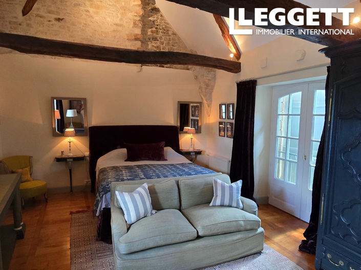 Image No.9-3 Bed House for sale