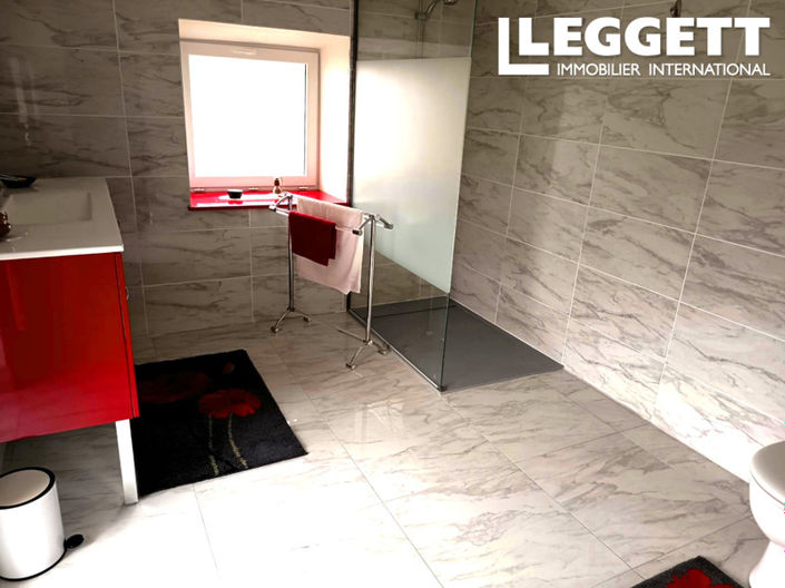 Image No.5-5 Bed House for sale