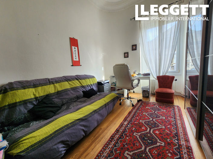 Image No.10-4 Bed House for sale