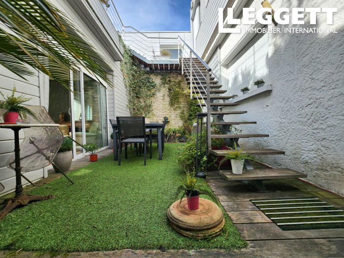 Image No.6-4 Bed House for sale