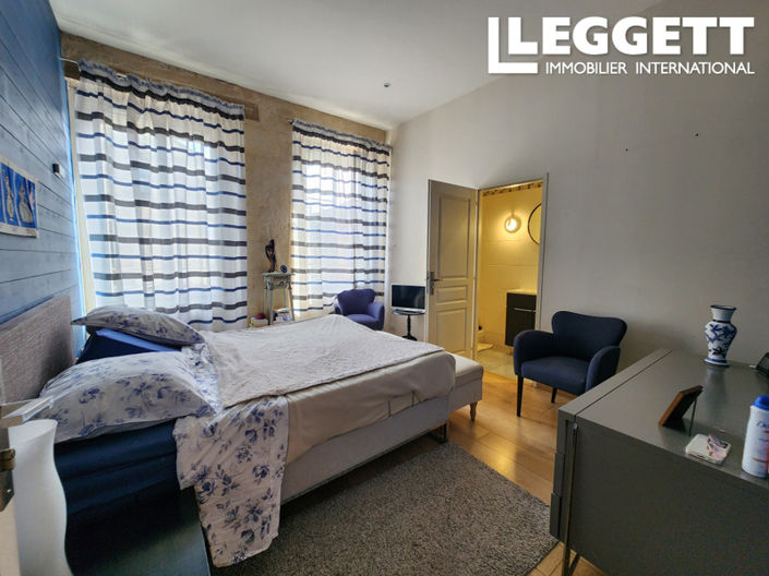 Image No.8-4 Bed House for sale