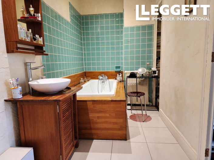 Image No.9-4 Bed House for sale