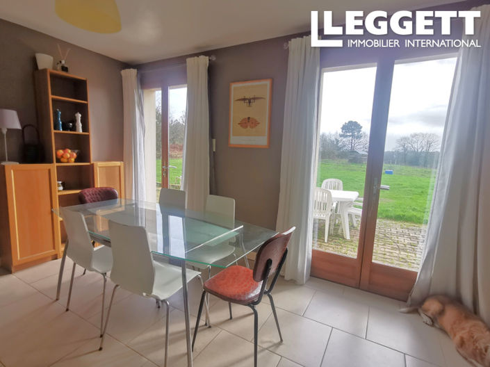 Image No.5-5 Bed House for sale