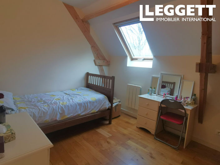 Image No.9-5 Bed House for sale