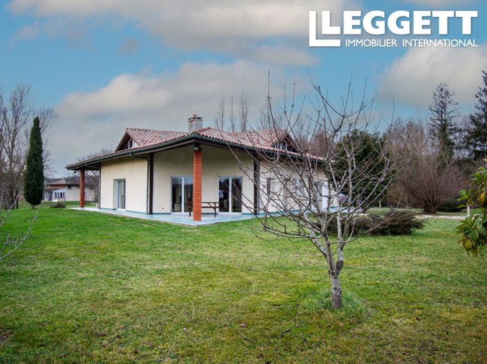 Image No.2-6 Bed House for sale