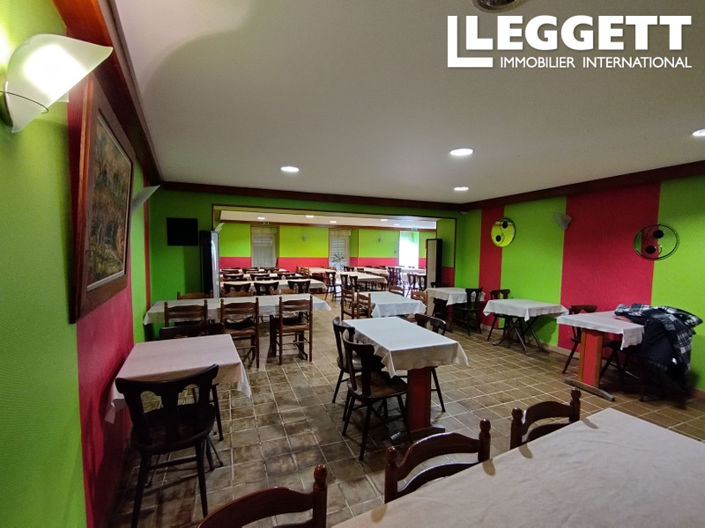 Image No.6-8 Bed Commercial for sale