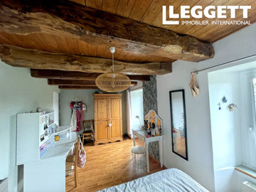 ahr0chm6ly9jzg4uagvzdglhlmltbw8vaw1hz2uvvevom