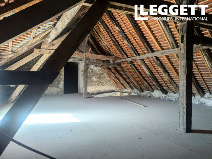 Image No.6-House for sale