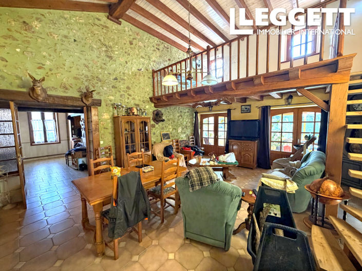 Image No.6-3 Bed House for sale