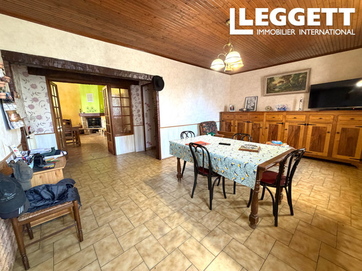 Image No.7-3 Bed House for sale