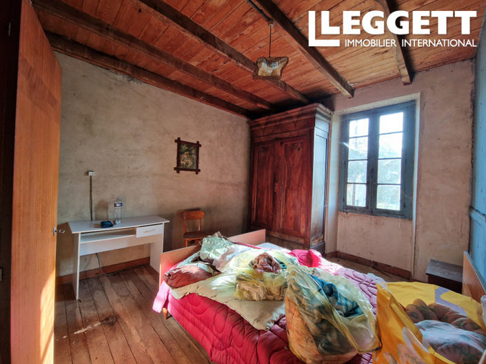 Image No.7-5 Bed House for sale