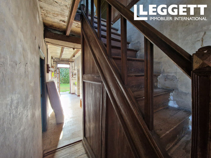 Image No.9-5 Bed House for sale