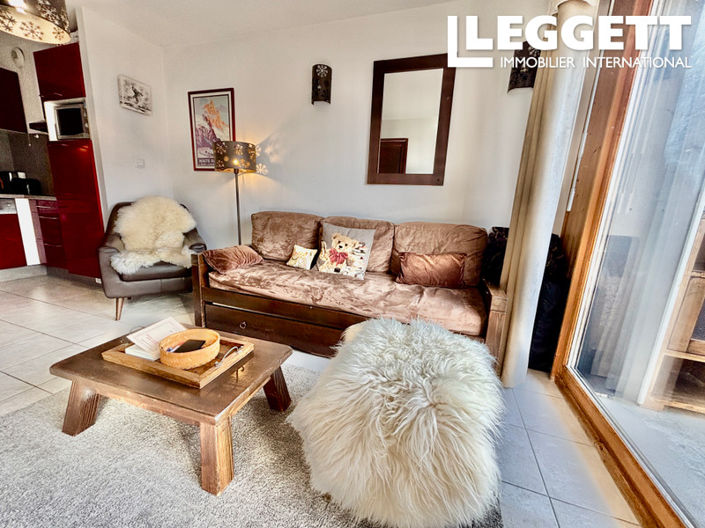 Image No.10-2 Bed Apartment for sale