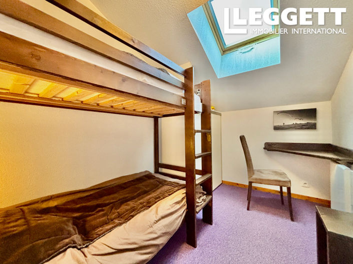 Image No.8-2 Bed Apartment for sale