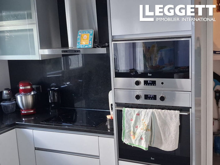 Image No.7-3 Bed House for sale