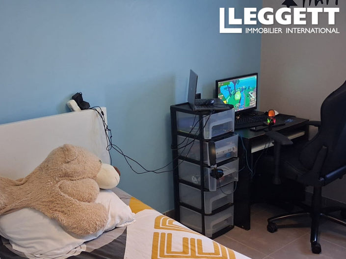 Image No.9-3 Bed House for sale