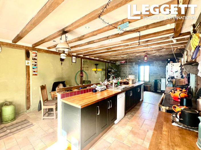 Image No.3-4 Bed House for sale