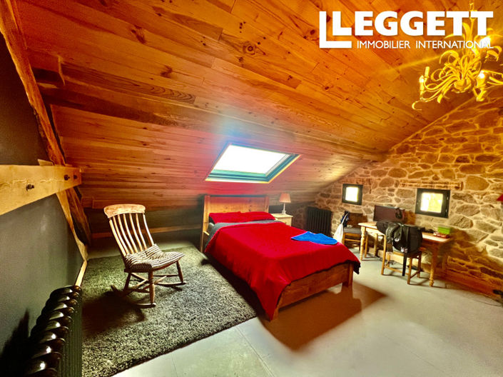 Image No.7-4 Bed House for sale