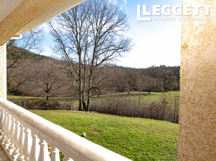 Image No.10-4 Bed House for sale