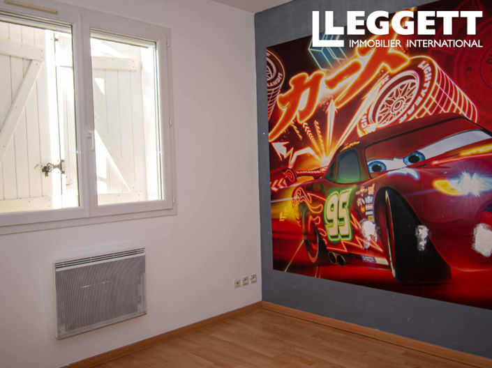 Image No.6-4 Bed House for sale