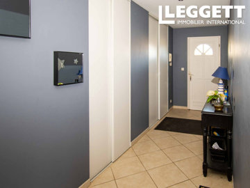 ahr0chm6ly9jzg4uagvzdglhlmltbw8vaw1hz2uvvevom