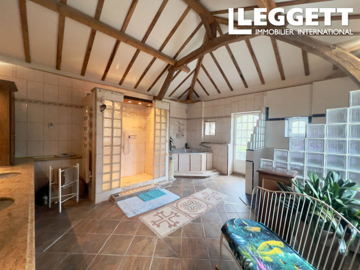 Image No.9-3 Bed House for sale