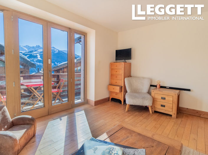 Image No.3-4 Bed House for sale