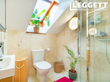 ahr0chm6ly9jzg4uagvzdglhlmltbw8vaw1hz2uvvevom