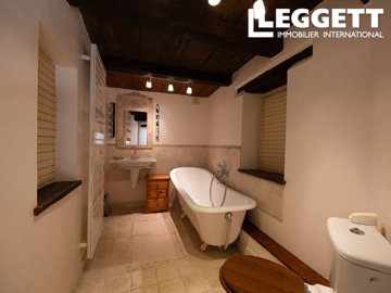 ahr0chm6ly9jzg4uagvzdglhlmltbw8vaw1hz2uvvevom