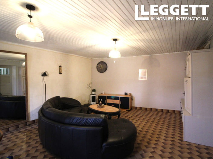 Image No.4-2 Bed House for sale