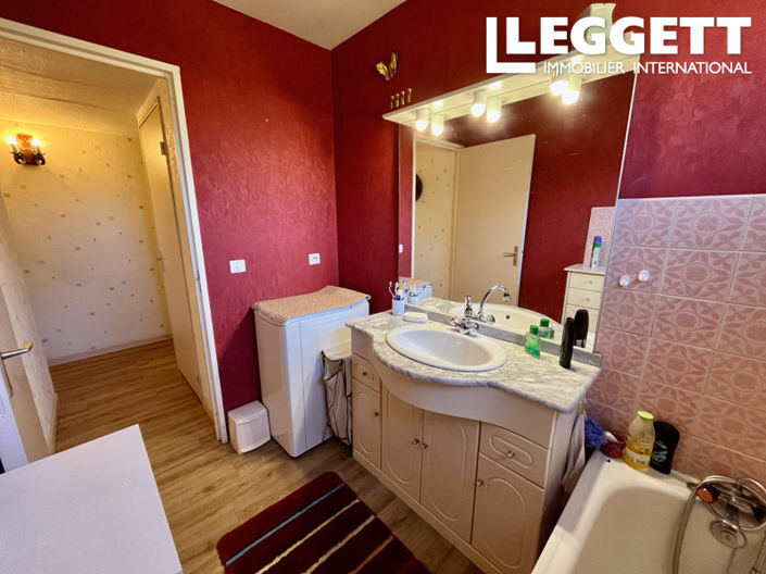 Image No.10-Maison de 3 chambres à vendre à Saint-Hilaire-Cusson-la-Valmitte