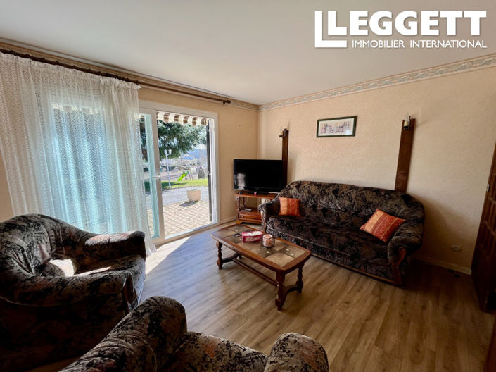 Image No.7-Maison de 3 chambres à vendre à Saint-Hilaire-Cusson-la-Valmitte