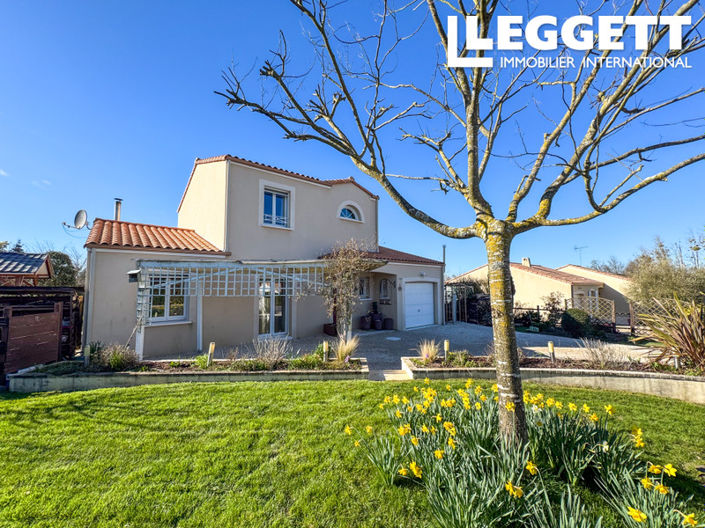 Image No.2-Maison de 4 chambres à vendre à Saint-Maurice-le-Girard