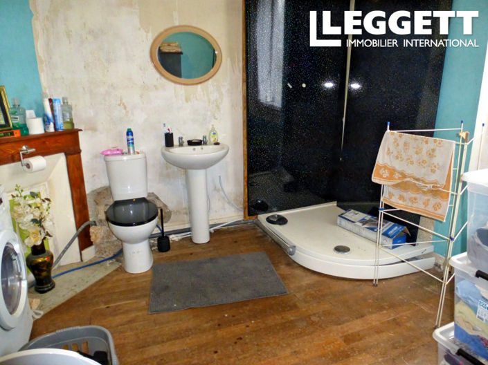 Image No.9-3 Bed House for sale