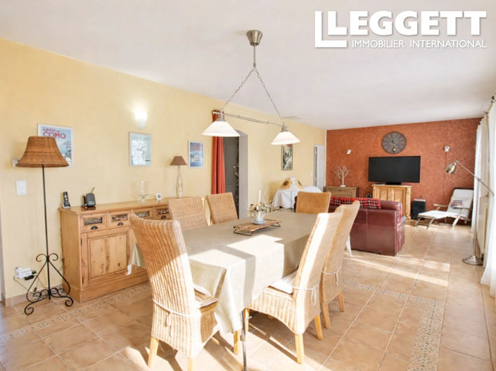 Image No.2-3 Bed House for sale