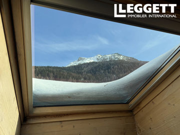 ahr0chm6ly9jzg4uagvzdglhlmltbw8vaw1hz2uvvevom