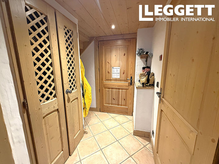 Image No.9-2 Bed Apartment for sale