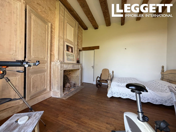 Image No.9-7 Bed House for sale