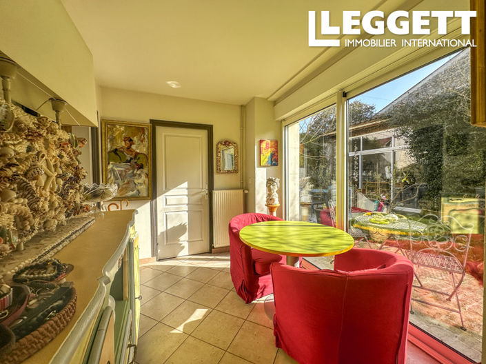 Image No.6-3 Bed House for sale