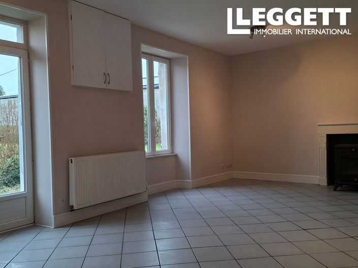 Image No.10-3 Bed House for sale