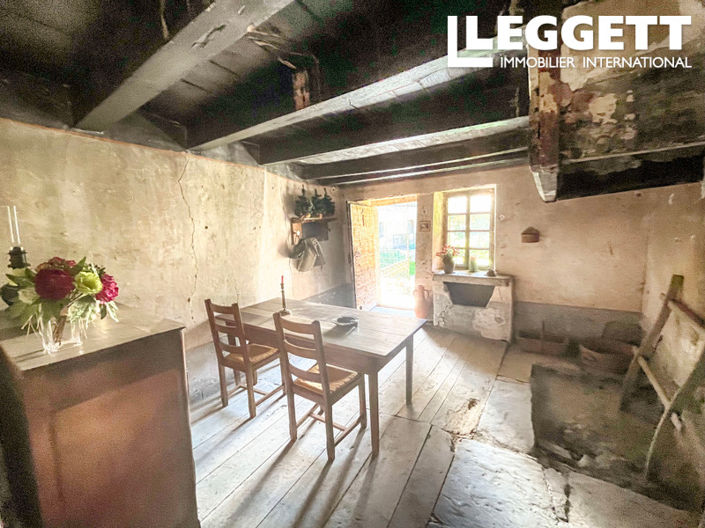 Image No.9-2 Bed House for sale