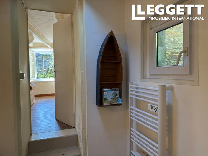 Image No.10-1 Bed House for sale