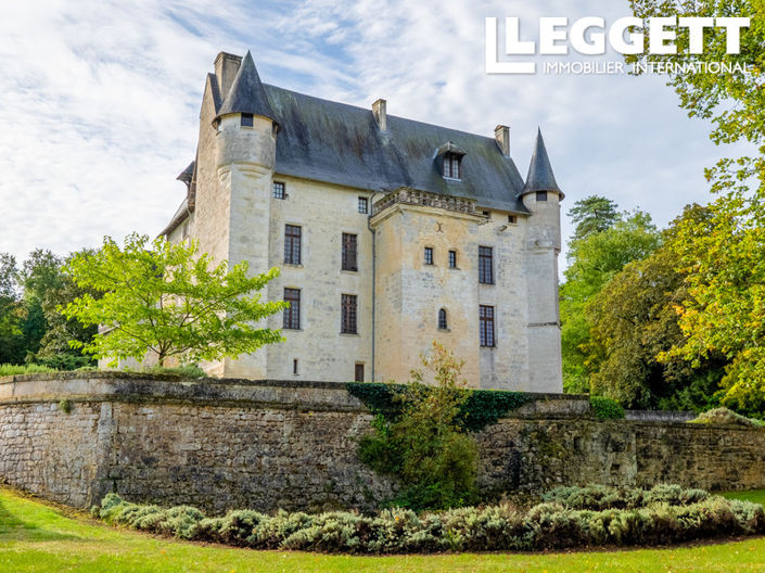Image No.2-9 Bed Chateaux for sale