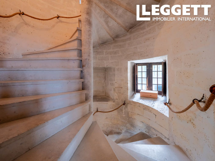 Image No.7-9 Bed Chateaux for sale