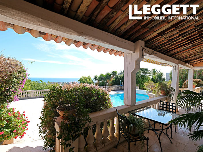 Image No.7-5 Bed House for sale