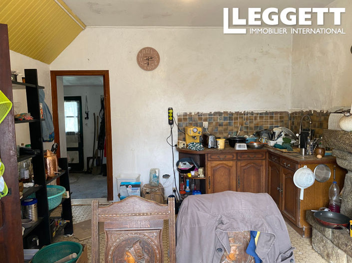 Image No.5-2 Bed House for sale