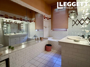 ahr0chm6ly9jzg4uagvzdglhlmltbw8vaw1hz2uvvevom