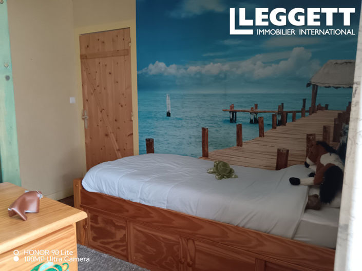 Image No.6-3 Bed House for sale