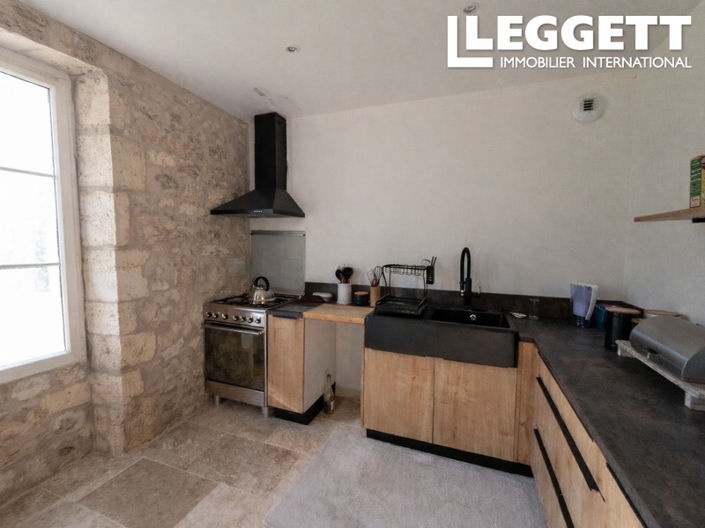 Image No.6-3 Bed House for sale