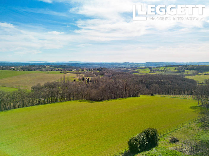 Image No.9-8 Bed House for sale